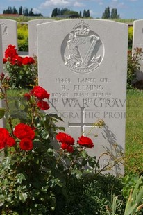 SPANBROEKMOLEN BRITISH CEMETERY - FLEMING, R